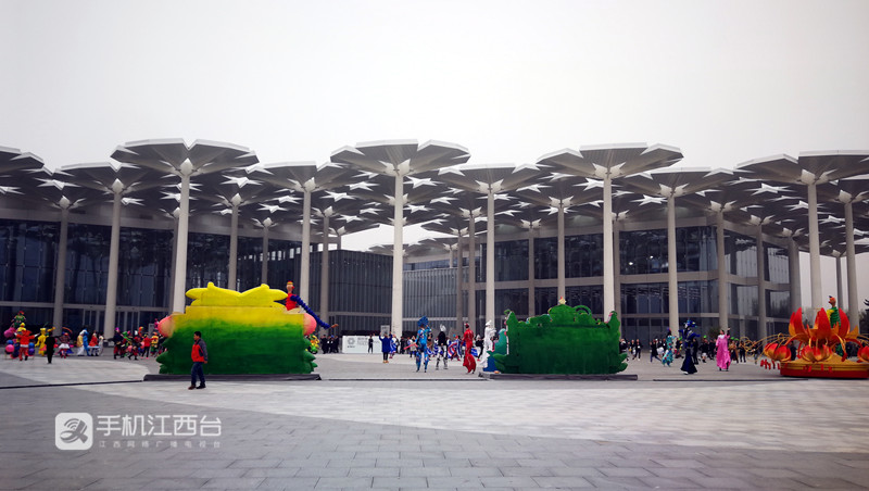 北京世园会国际馆(记者陶望平 摄)