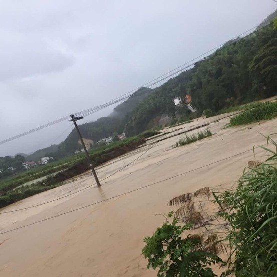 暴雨致江西多地出现洪涝灾害(图)_掌上吉水