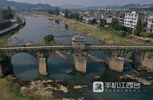 江西铅山永平古桥雄姿英发