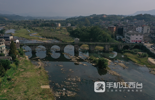 江西铅山永平古桥雄姿英发