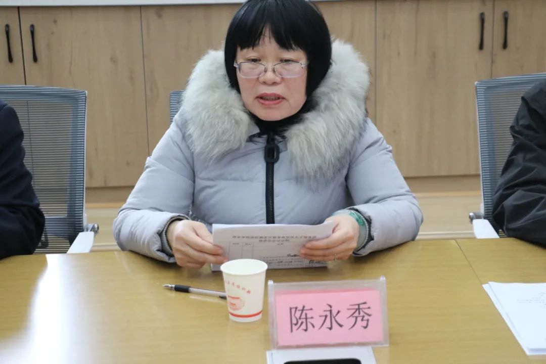 陈永秀指出,选派专业能力强,年轻化的优秀高层次干部人才到县区开展