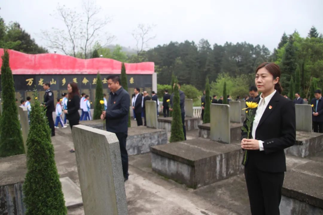 萍乡各地这样缅怀英烈