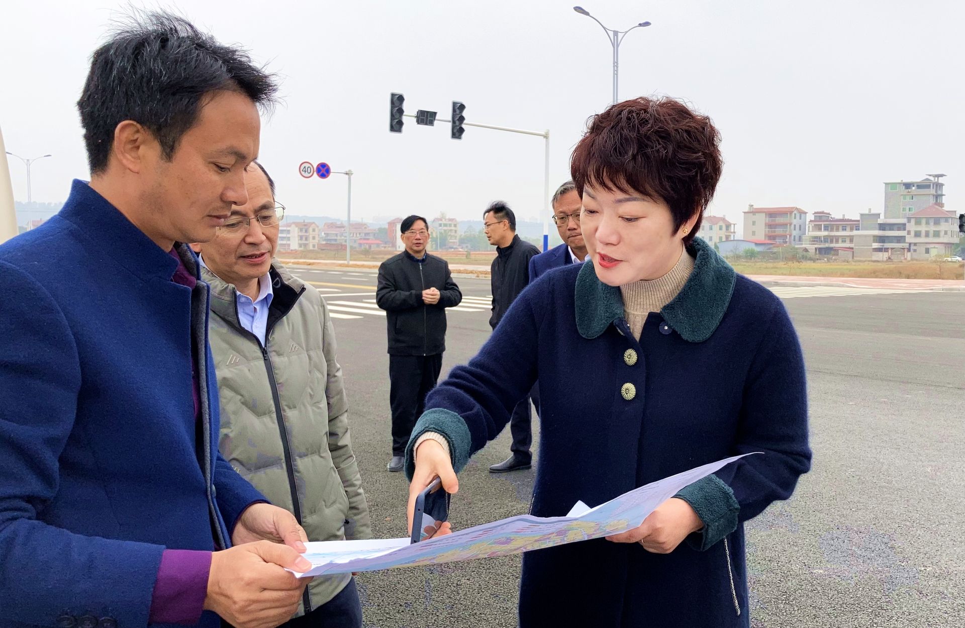 杨艳晖一行先后来到县城应急水源,第四实验小学,新泰和中学,城北幼儿