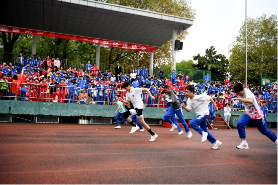 青春无畏逐梦扬威九江实验中学举办第二十二届校园田径运动会