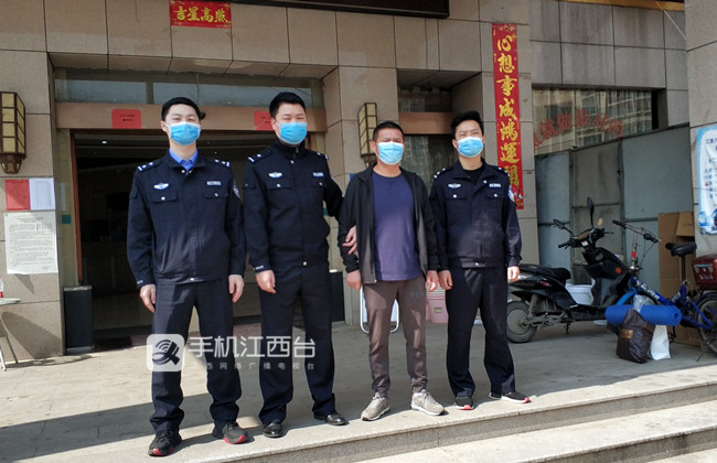 警方抓获犯罪嫌疑人黎某鹤