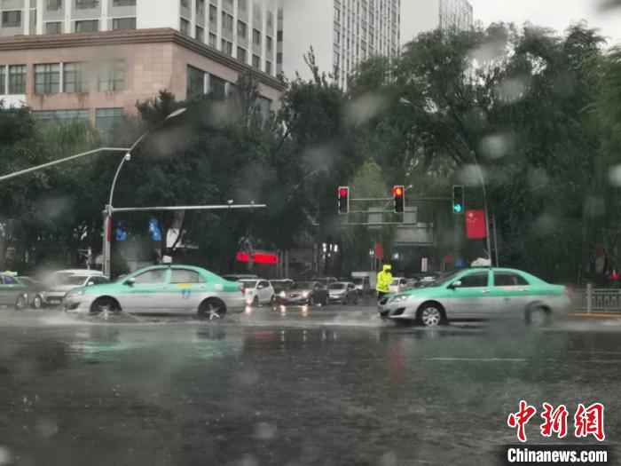 青海西宁现今年首场暴雨最大降水量达75.2毫米