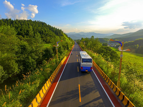 芦万武旅游公路