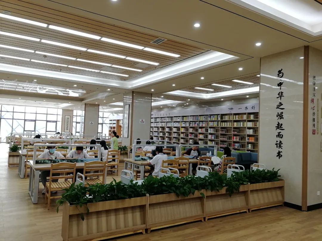 萍乡学院 图书馆图片