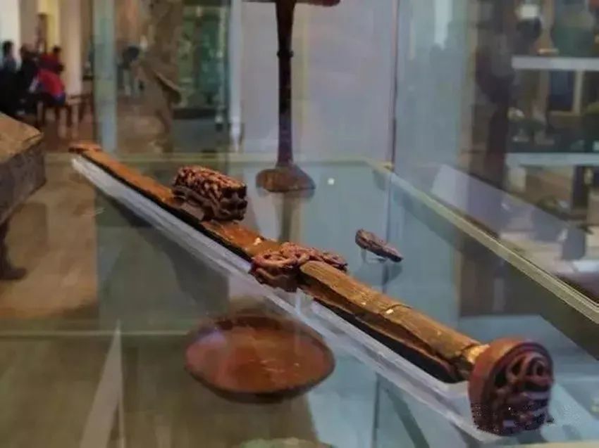 唯一现存完整的汉剑堪称国宝级藏品无奈流落到大英博物馆