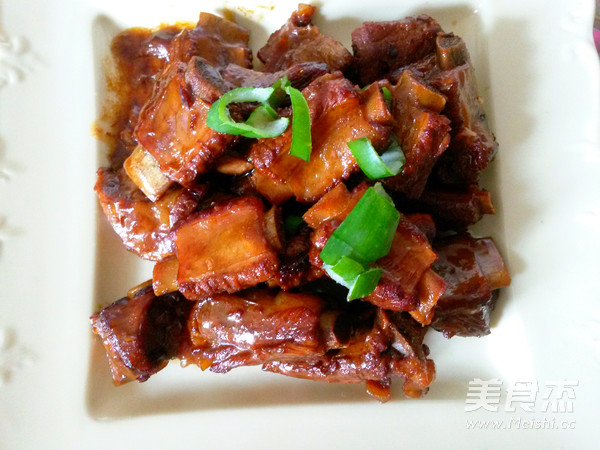 红烧排骨成品图