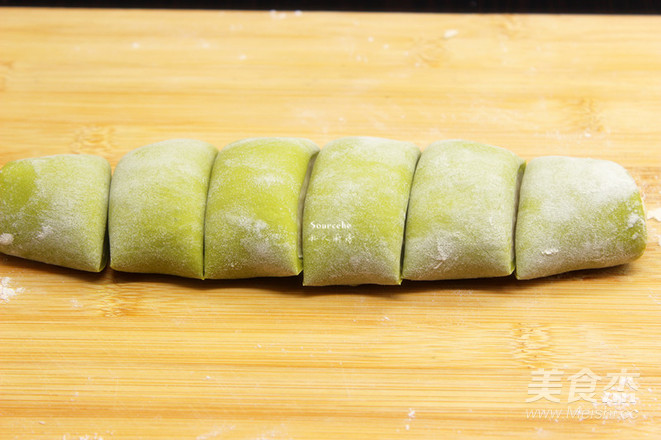菠菜包子的步骤 菠菜包子的步骤