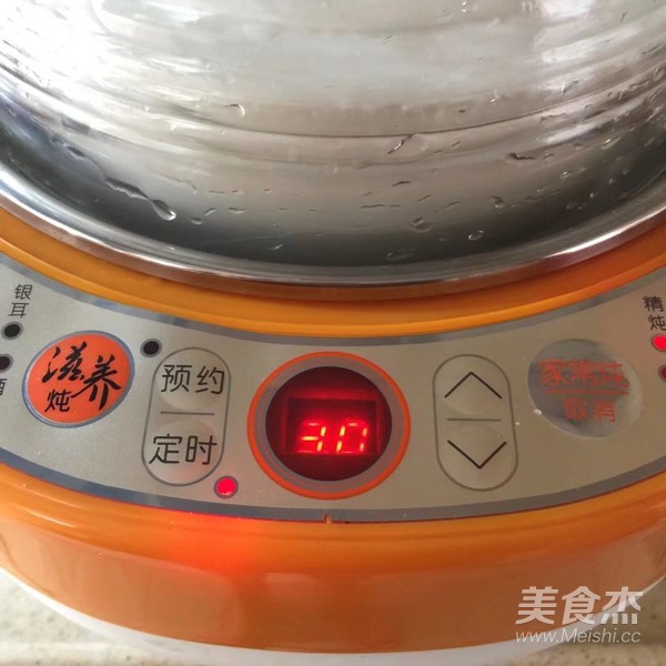 霸王花海底椰排骨汤的步骤 霸王花海底椰排骨汤的步骤