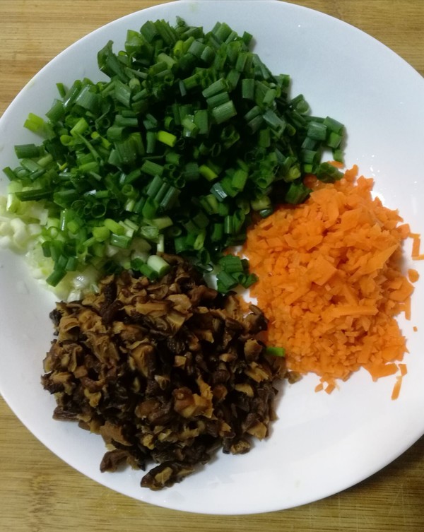 香肠香菇烧麦的步骤 香肠香菇烧麦的步骤