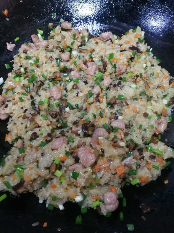 香肠香菇烧麦的步骤 香肠香菇烧麦的步骤