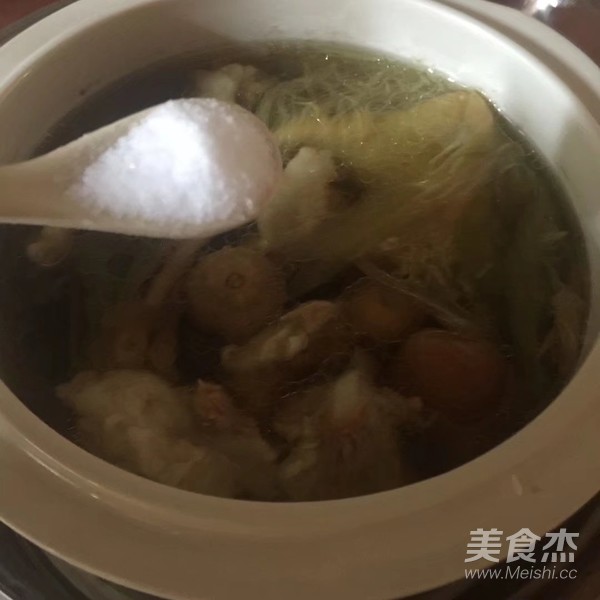 霸王花海底椰排骨汤的步骤 霸王花海底椰排骨汤的步骤