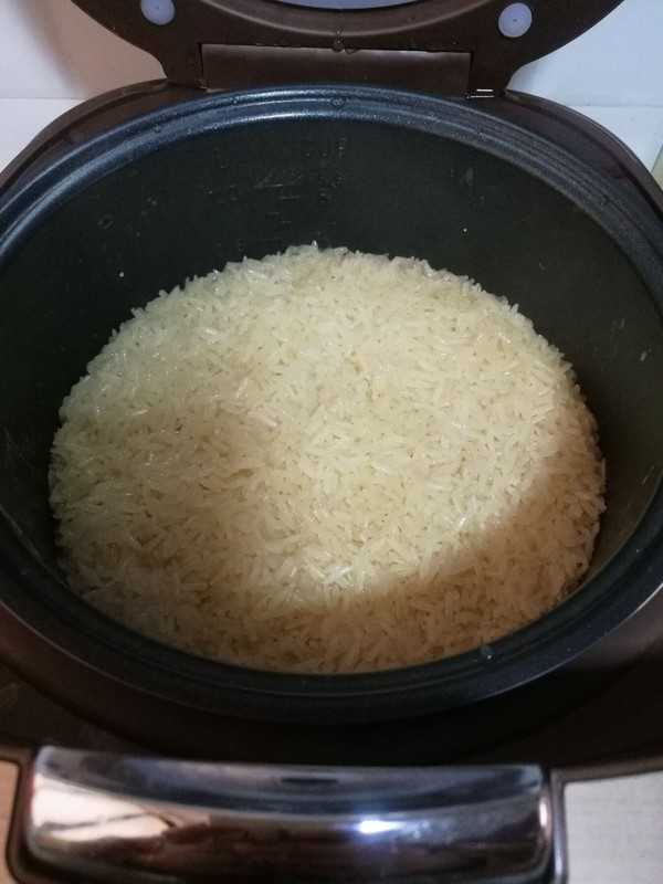 香肠香菇烧麦的步骤 香肠香菇烧麦的步骤