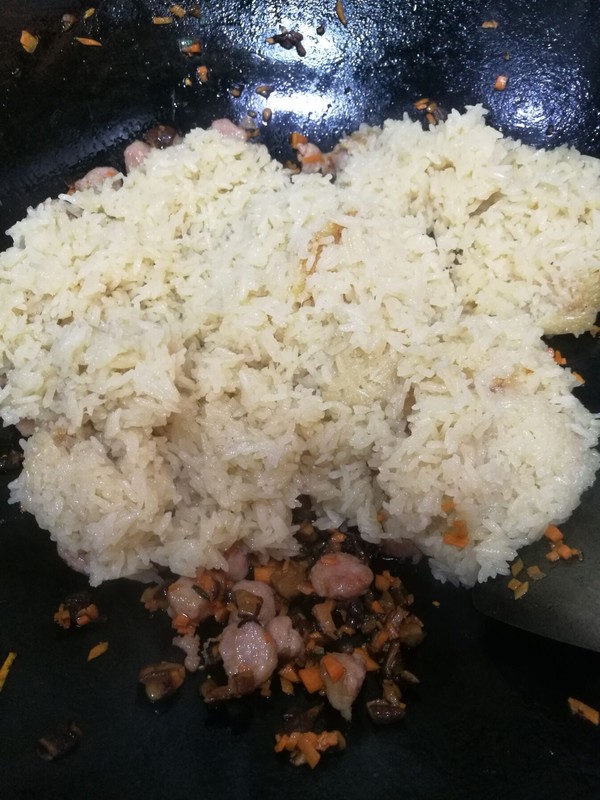 香肠香菇烧麦的步骤 香肠香菇烧麦的步骤