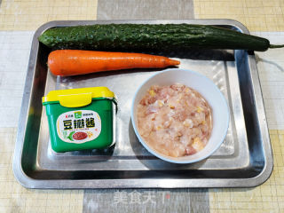 酱爆鸡丁的做法步骤：1