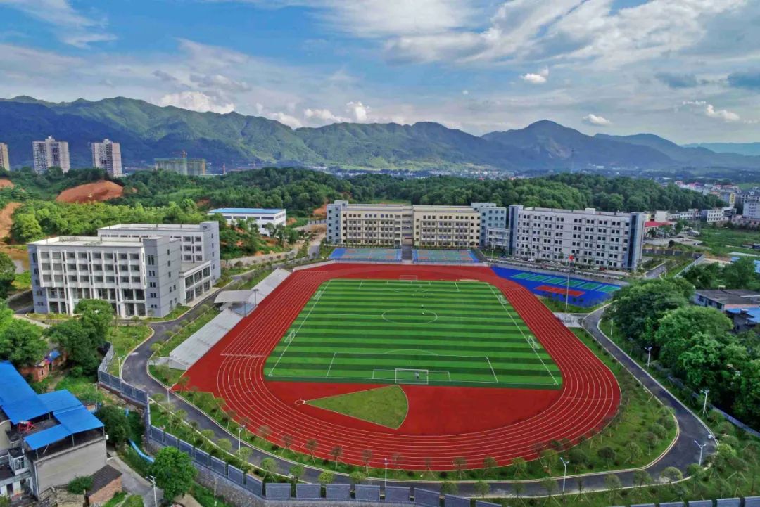 芦溪濂溪中学的新校区图片