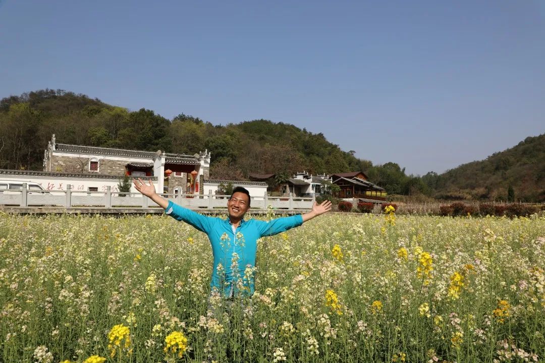 德安发布袁家山七彩油菜花田美不胜收