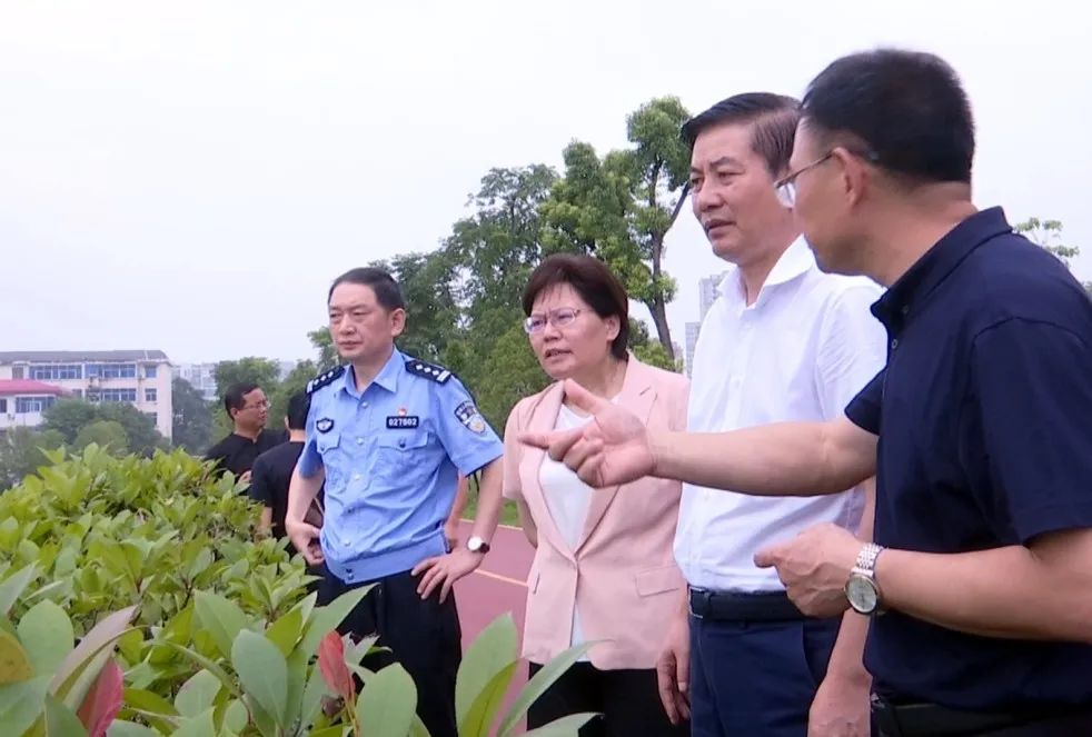 德安县曹欣图片