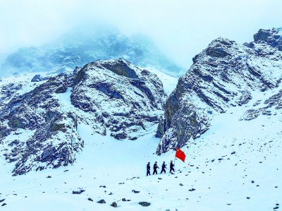 踏雪巡逻