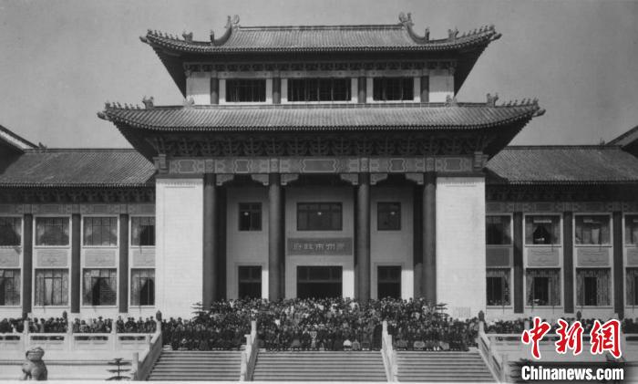 1935年市府大楼南楼旧貌 广州建筑 供图