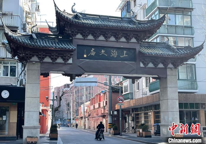 上海文庙外围 郑莹莹 摄 上海文庙外围 郑莹莹 摄
