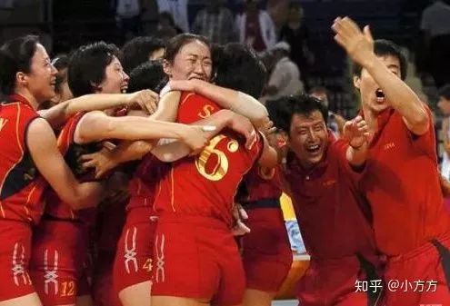 中国获得英雄联盟冠军_中国体操团体男队首次获得冠军是在那届奥运会上_中国女排首次获得世界冠军
