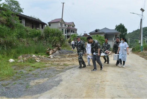 横路乡组织乡村干部参加防汛应急演练