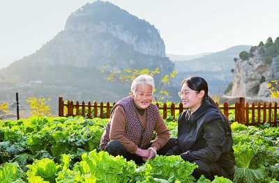 驻村第一书记的青春纪念册