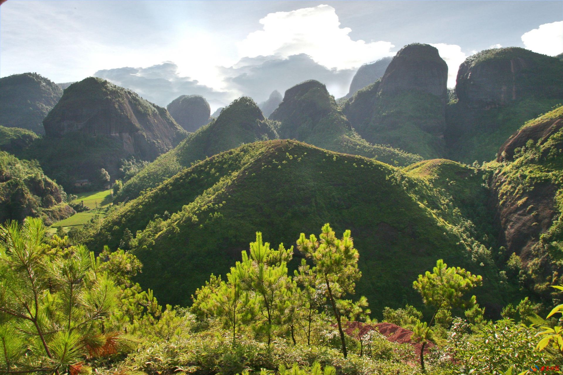 音乐快板陈留弟红色兴国红色山