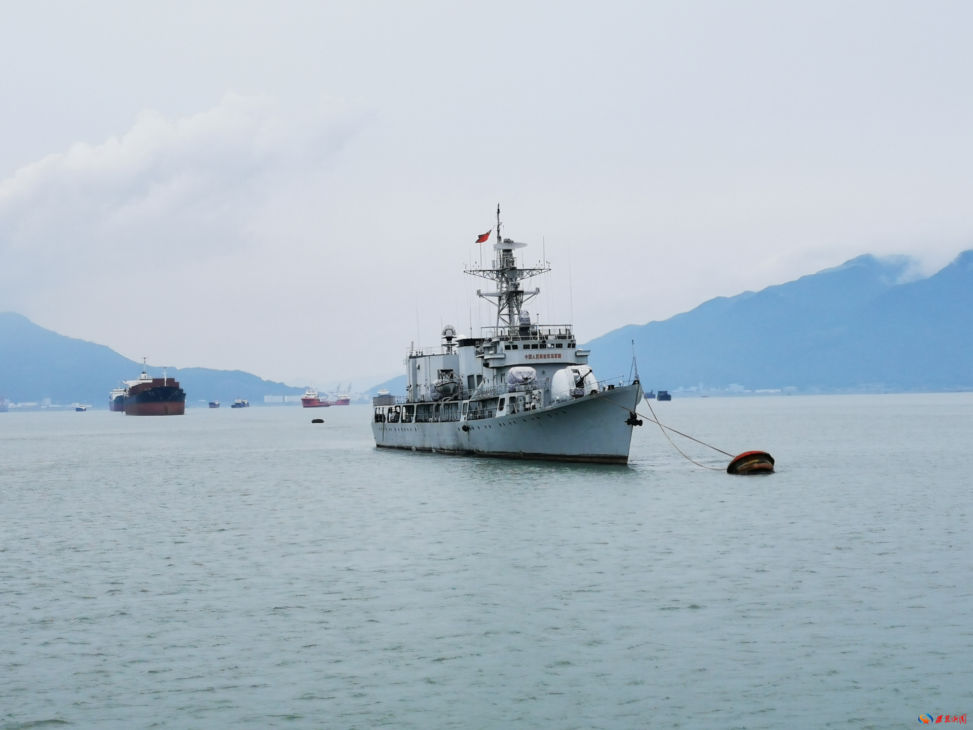 县内动态中国人民解放军海军捐赠给我县的退役旅顺号护卫舰舷号544
