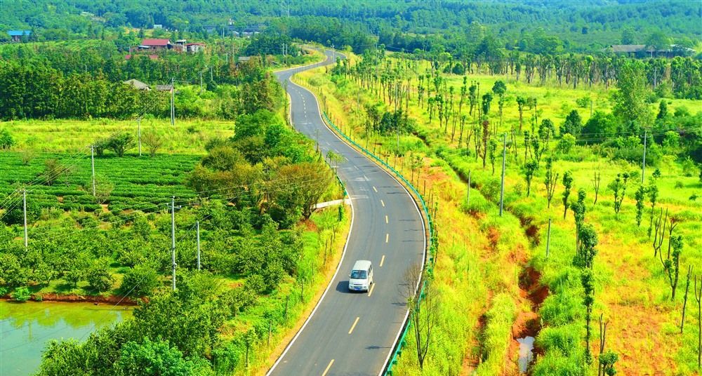 四好农村路 助力乡村振兴