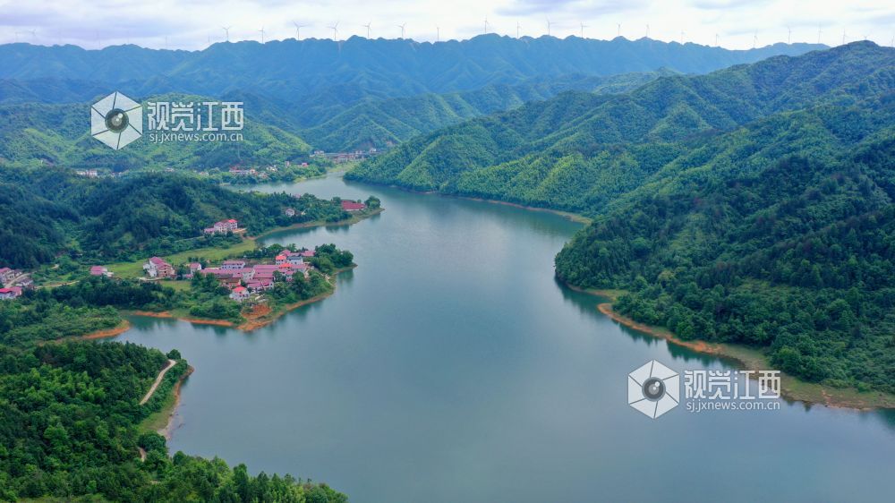 江西泰和生态水库风景如画