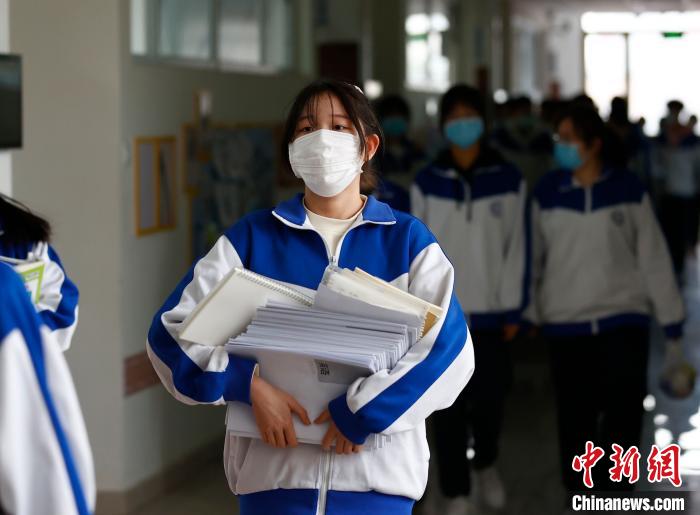 3月1日，北京市中小学、幼儿园如期安全、全面开学。　杜燕 摄