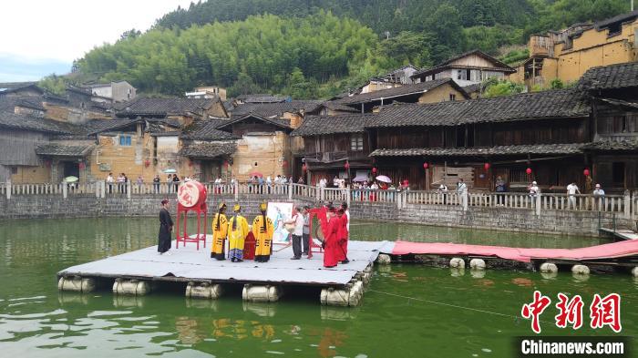 图为祭祀典礼。　林香彩 摄