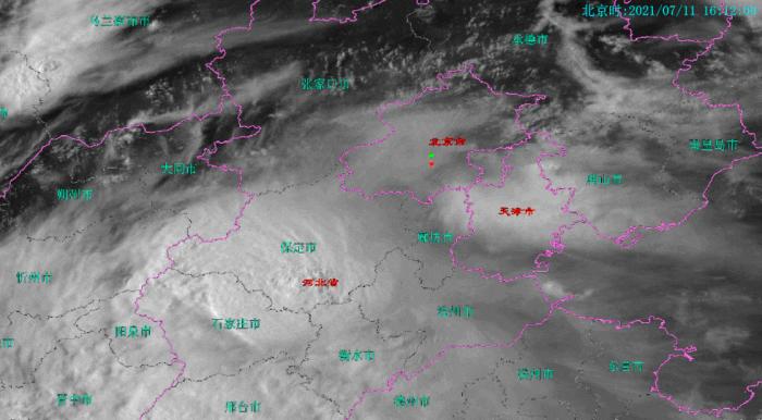 风云四号B星监测云图：华北暴雨 图/国家卫星气象中心