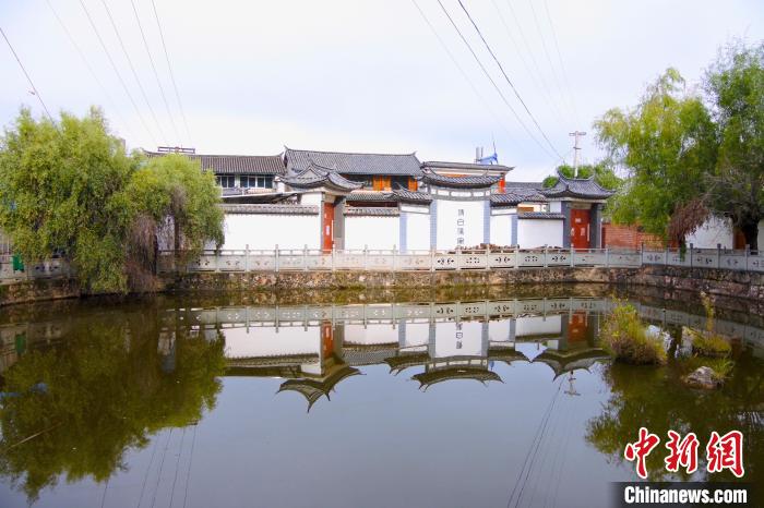 图为云南省大理州剑川县桑岭村村景。　罗婕 摄