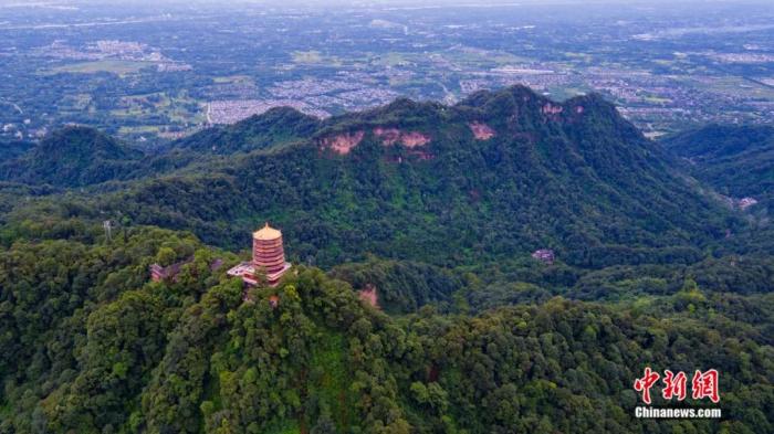 青城山。何勃 摄