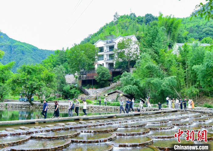 “龙门秘境”龙鳞坝。　杜焕祺 摄