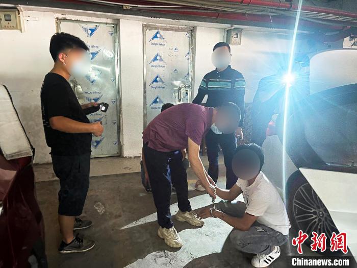 广州警方抓获嫌疑人。　广州市公安局 供图