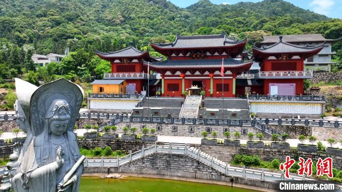 图为金贝寺。 余汕康 摄 图为金贝寺。 余汕康 摄
