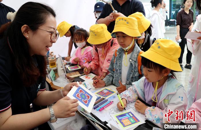 图为2023年科普游园会活动现场。 北京市公园管理中心供图 图为2023年科普游园会活动现场。 北京市公园管理中心供图