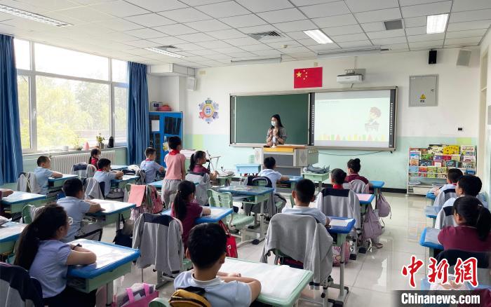 图为博物馆精品课程进校园。 北京市文物局供图 图为博物馆精品课程进校园。 北京市文物局供图