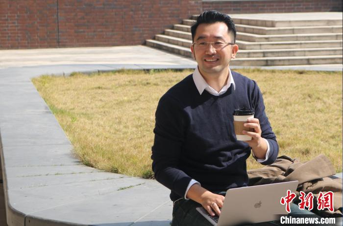 北京师范大学未来设计学院院长高鹏 北京师范大学未来设计学院供图 北京师范大学未来设计学院院长高鹏 北京师范大学未来设计学院供图