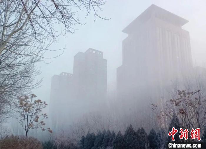 宁夏大部出现轻雾或雾。 李剑萍 摄 宁夏大部出现轻雾或雾。 李剑萍 摄