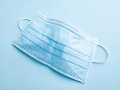 江西九江一企业紧急召回200多名员工 春节开足马力生产口罩