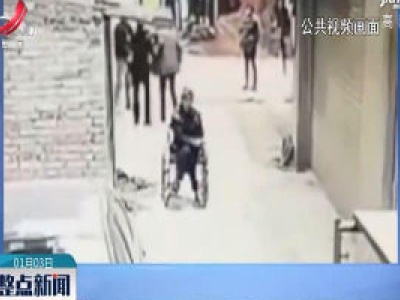 四川泸州：女警怒喊12声 制止一场斗殴