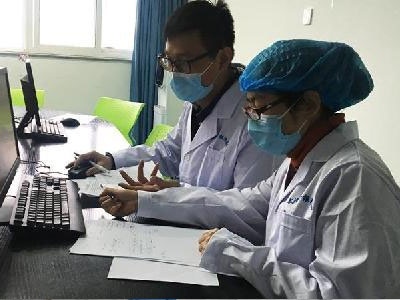 中共中央印发《关于加强党的领导、为打赢疫情防控阻击战提供坚强政治保证的通知》